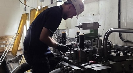 Post Web Image Service - Oilgear